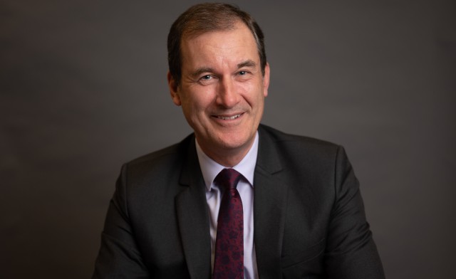 Dean Tufts headshot